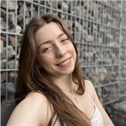 Ich studiere Lehramt für Sonderpädagogik und biete Online- Nachhilfe für Deutsch an:)